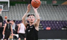 bsports体育-决胜之路：浙江男篮击败吉林队力争晋级