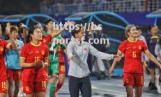 bsports体育-中国女足队员李青：坚韧不拔，勇攀高峰