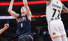 bsports体育-极限对抗，球队惊险获胜，持续加紧追击CBA联赛冠军位置