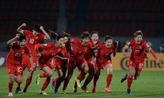 bsports体育-中国女足代表团在国际比赛中斩获冠军